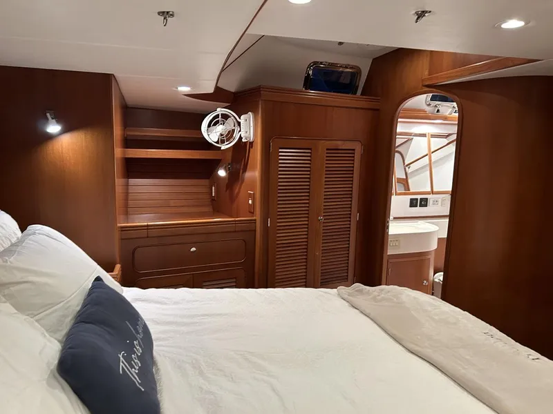 Slide: The Image of Owner's Cabin Port - 43