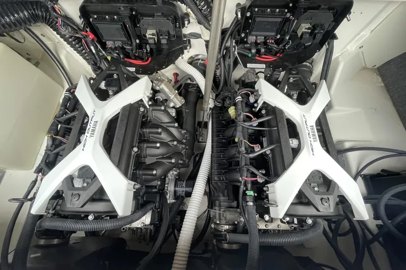 Slide: The Image of 2025 Yamaha Boats 252SD engine compartment showcasing dual high-output engines. - 15