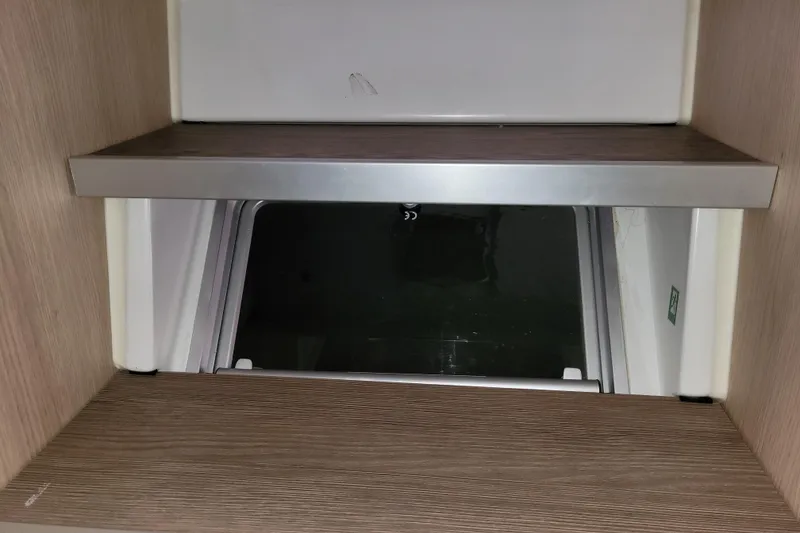 Slide: The Image of Interior view of a 2019 Bali 4.3 yacht window with wooden trim. - 29