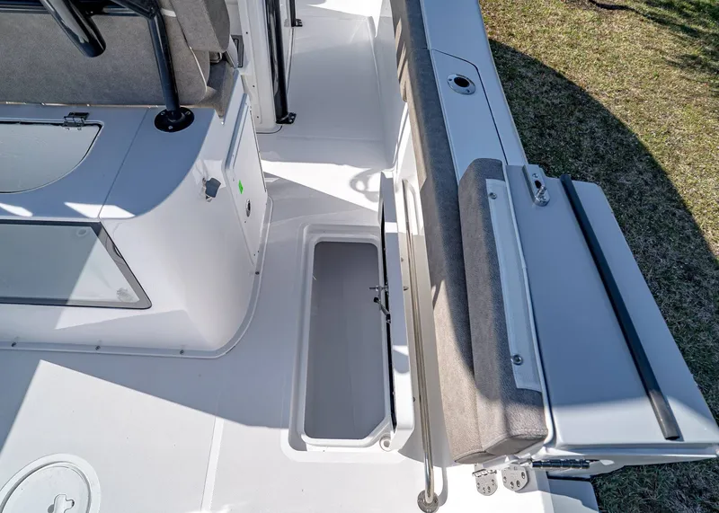 Slide: The Image of Sea Hunt Gamefish 27 Forward Seating 2026 - 19