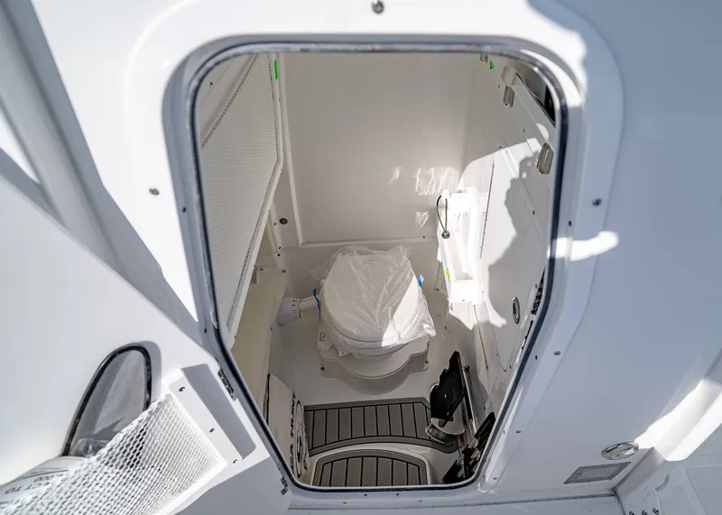 Slide: The Image of Sea Hunt Gamefish 27 Coffin Box 2026 - 25