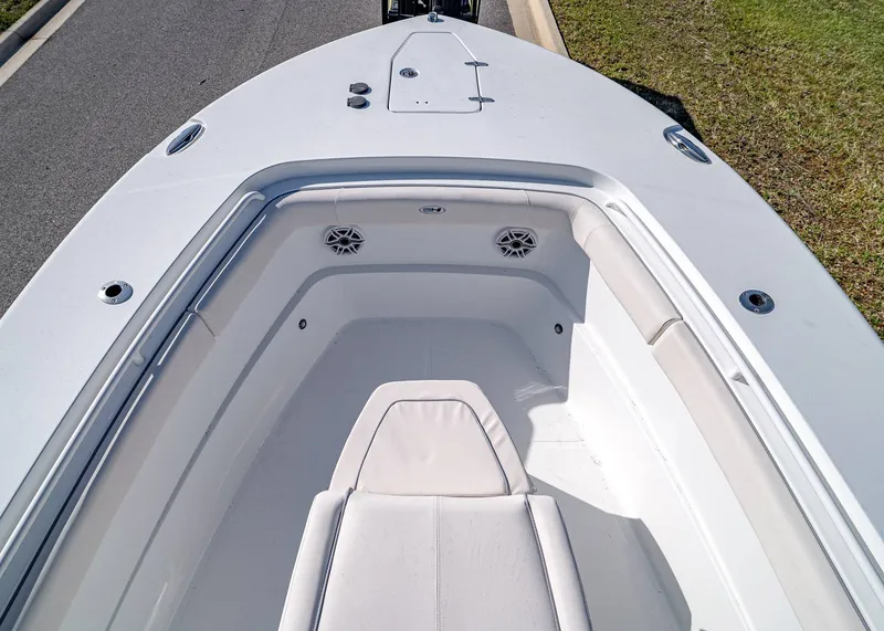 Slide: The Image of Sea Hunt Gamefish 27 Coffin Box 2026 - 30