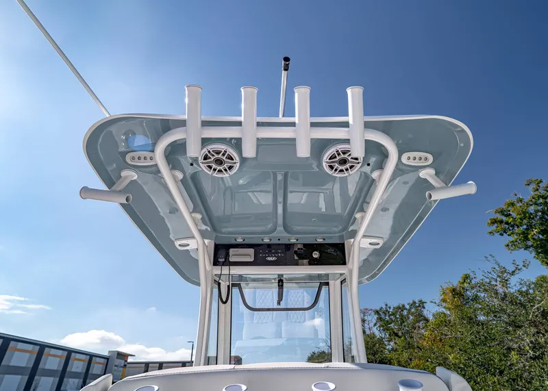 Slide: The Image of Sea Hunt Gamefish 27 Coffin Box 2026 - 17