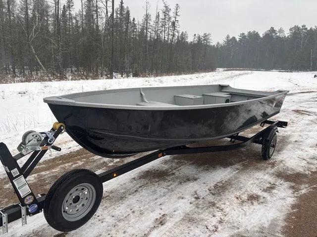 Slide: The Image of Alumacraft V-16 Tiller 2026 - 3