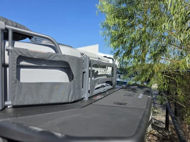 Slide: The Image of Sea-Doo Switch Cruise™ 21 - 230 Hp Painted 2026 - 5