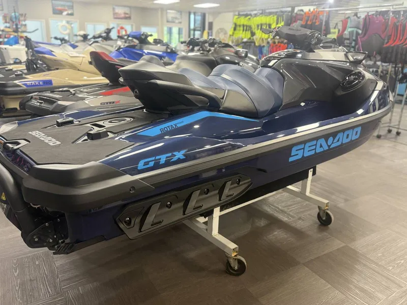 Slide: The Image of Sea-Doo 11sc - Gtx 170 W/snd 2025 - 16