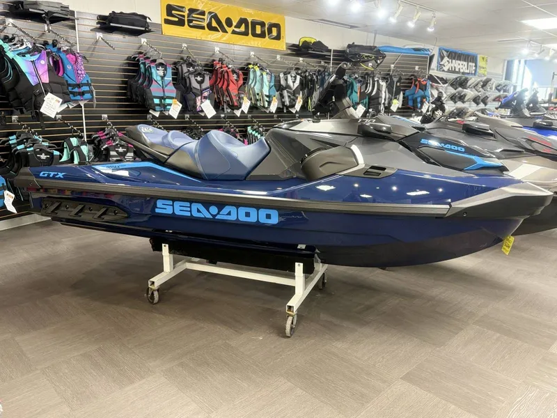 Slide: The Image of Sea-Doo 11sc - Gtx 170 W/snd 2025 - 3