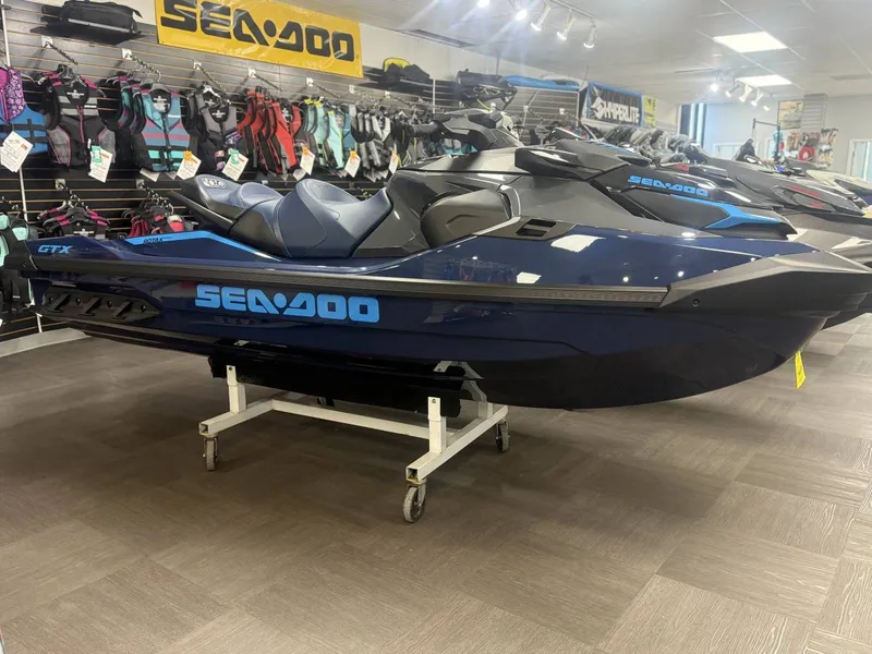 Slide: The Image of Sea-Doo 11sc - Gtx 170 W/snd 2025 - 7