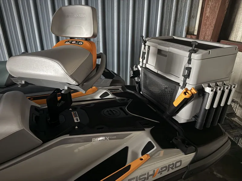 Slide: The Image of Sea-Doo 19rg - Fishpro Trophy 170 W/snd 2024 - 17