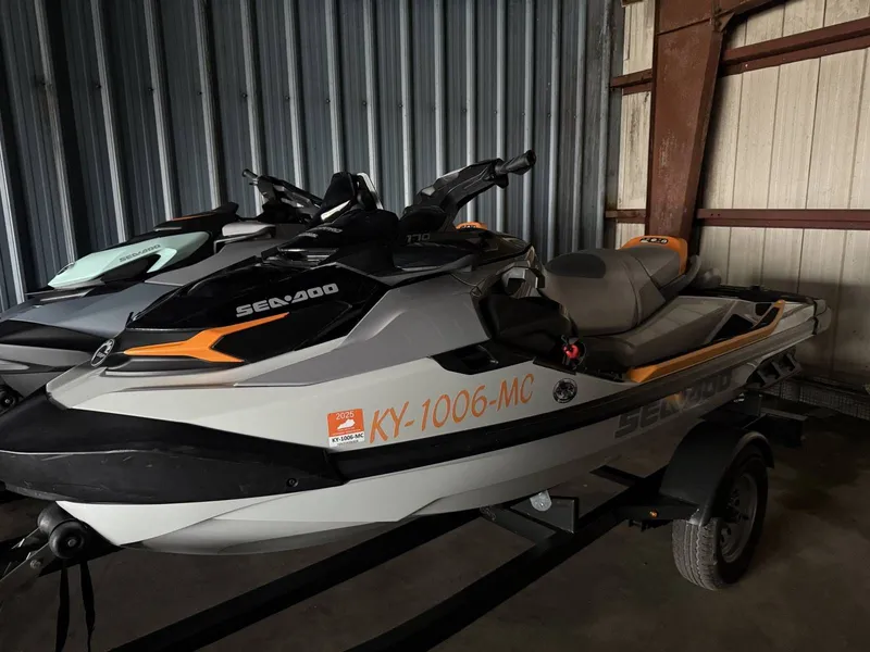 Slide: The Image of Sea-Doo 19rg - Fishpro Trophy 170 W/snd 2024 - 19