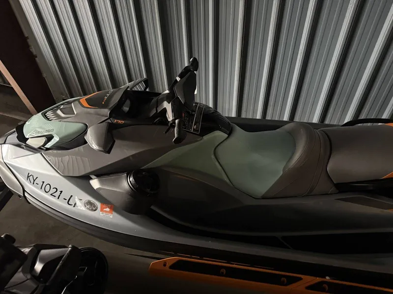 Slide: The Image of Sea-Doo 30rg - Pwc Gti Se 170 W/snd 2024 - 11