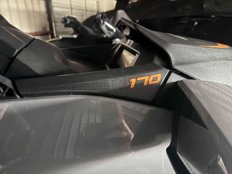 Slide: The Image of Sea-Doo 30rg - Pwc Gti Se 170 W/snd 2024 - 4