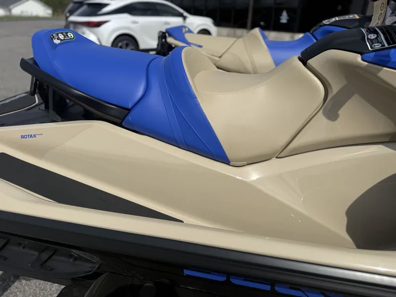 Slide: The Image of Sea-Doo 35ta - Wake 170 W/snd 2026 - 3