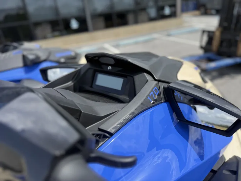 Slide: The Image of Sea-Doo 35ta - Wake 170 W/snd 2026 - 4