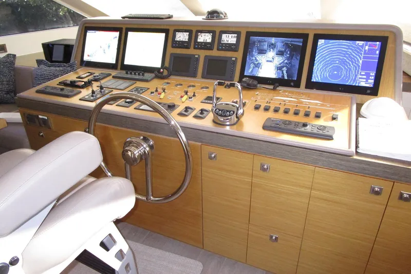 Slide: The Image of Lower helm - 16