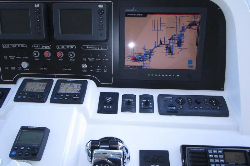 Slide: The Image of Helm detail port - 60