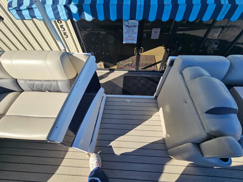 Slide: The Image of Silver Wave 2410 SW5 RLP 2020 - 19