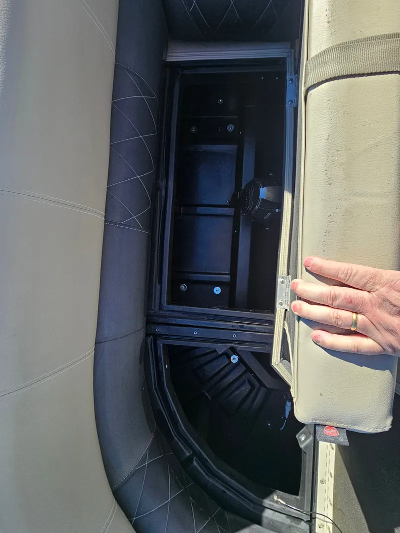 Slide: The Image of Silver Wave 2410 SW5 RLP 2020 - 14