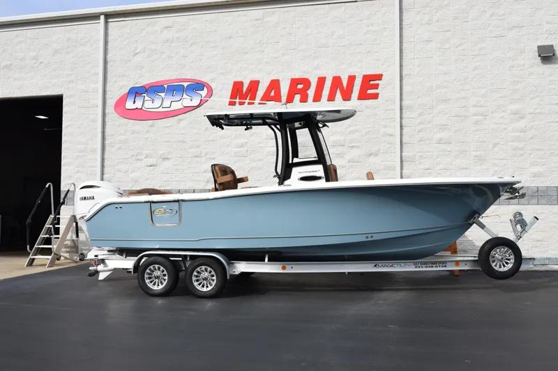 The Image of 2026 Sea Hunt Ultra 255 SE boat on trailer at GSPS Marine dealership. - 1