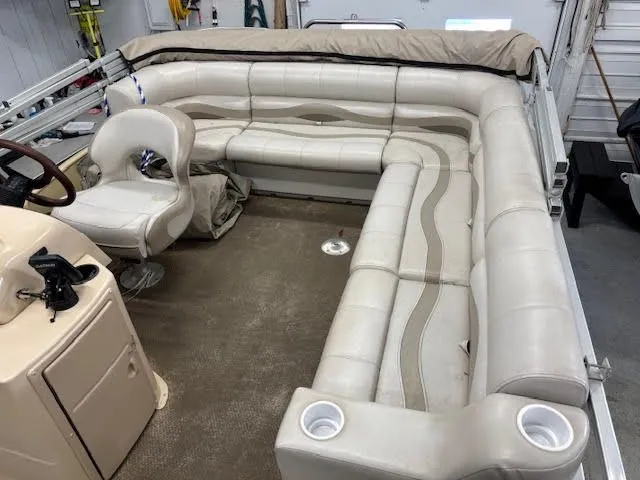 Slide: The Image of Premier 225 Legend ES 2001 - 12