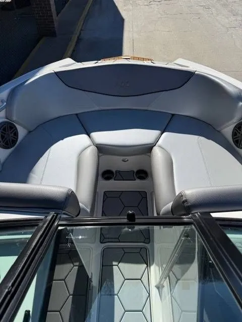 Slide: The Image of MasterCraft NXT20 2017 - 2