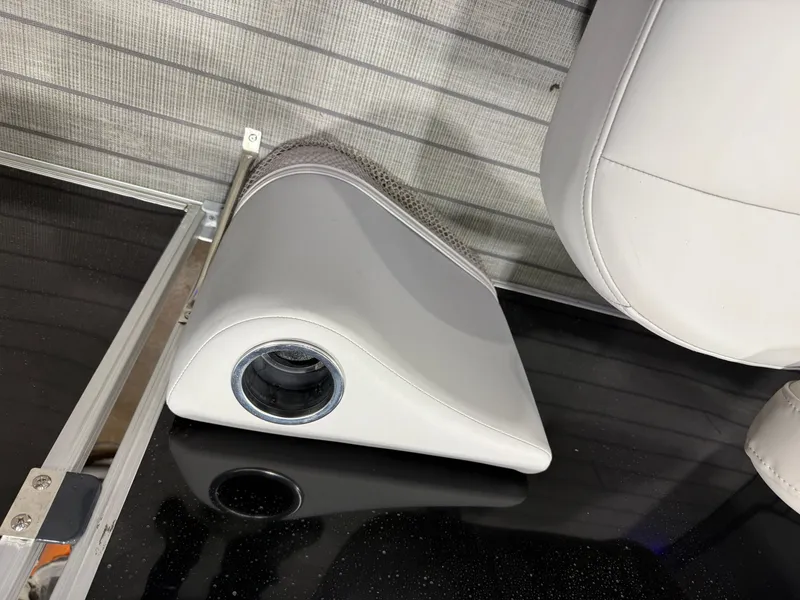 Slide: The Image of Sylvan L3 DLZ 22' Swingback Tritoon & Mercury 150HP 4-Stroke EFI 2022 - 28