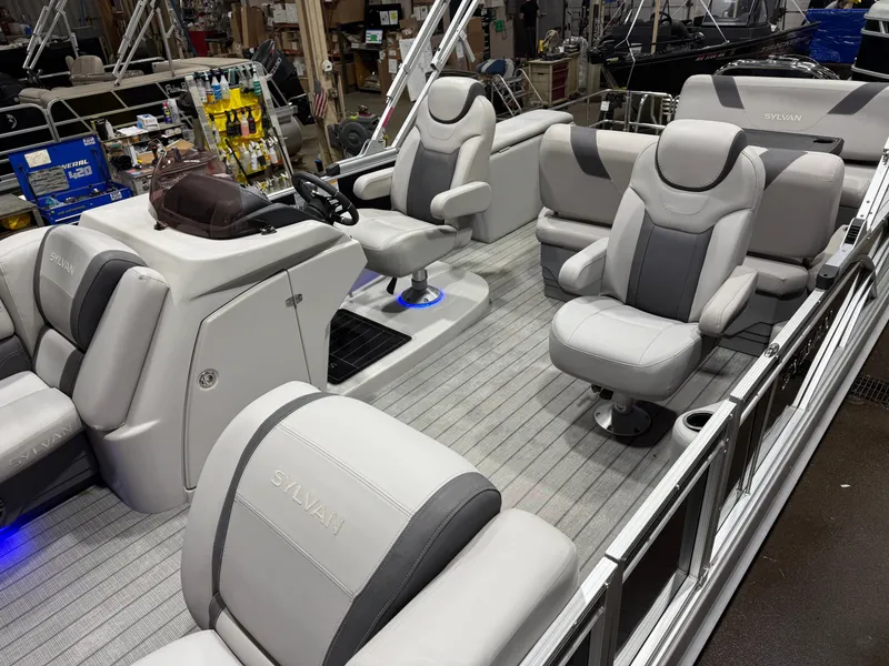 Slide: The Image of Sylvan L3 DLZ 22' Swingback Tritoon & Mercury 150HP 4-Stroke EFI 2022 - 3