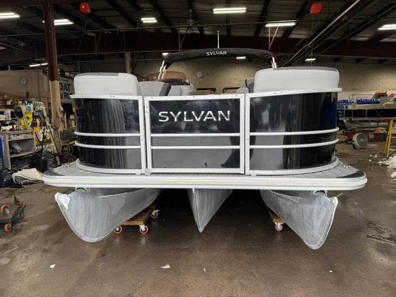 Slide: The Image of Sylvan L3 DLZ 22' Swingback Tritoon & Mercury 150HP 4-Stroke EFI 2022 - 34
