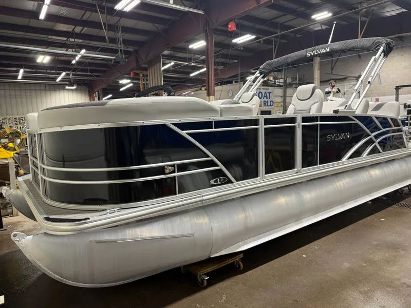 Slide: The Image of Sylvan L3 DLZ 22' Swingback Tritoon & Mercury 150HP 4-Stroke EFI 2022 - 36