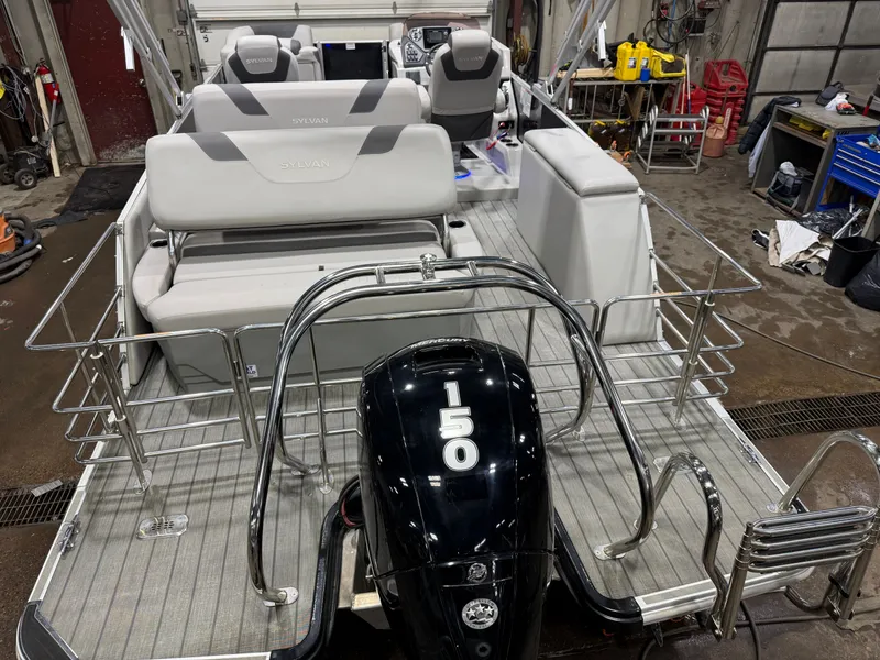 Slide: The Image of Sylvan L3 DLZ 22' Swingback Tritoon & Mercury 150HP 4-Stroke EFI 2022 - 5