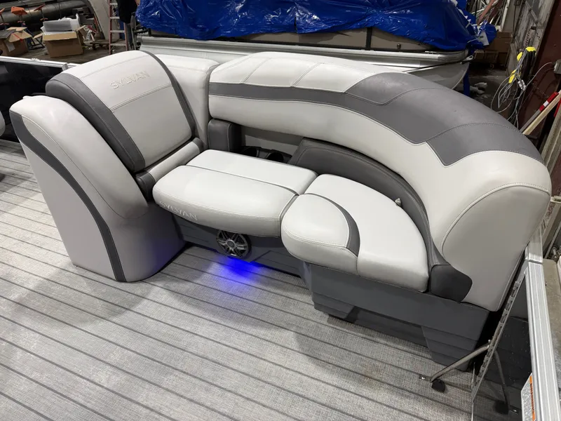 Slide: The Image of Sylvan L3 DLZ 22' Swingback Tritoon & Mercury 150HP 4-Stroke EFI 2022 - 8