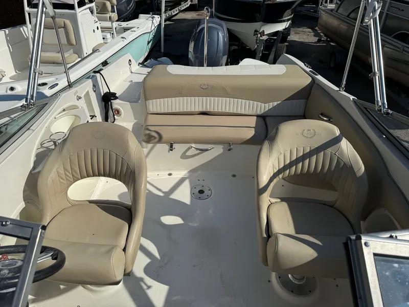 Slide: The Image of Stingray 234 LR 2014 - 10