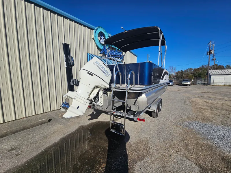 Slide: The Image of Silver Wave 2410 SW5 RLP 2020 - 8