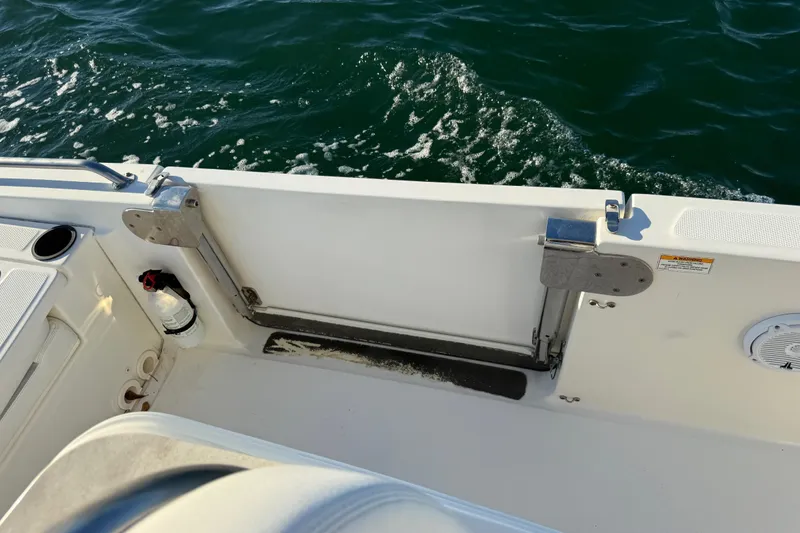 Slide: The Image of 2016 Boston Whaler 270 Dauntless boat interior with ocean view. - 22