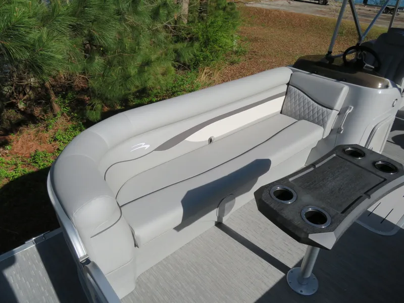 Slide: The Image of Bennington 24SVSR 2022 - 12