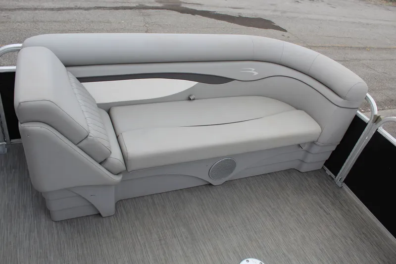 Slide: The Image of Bennington 24SVSR 2022 - 16