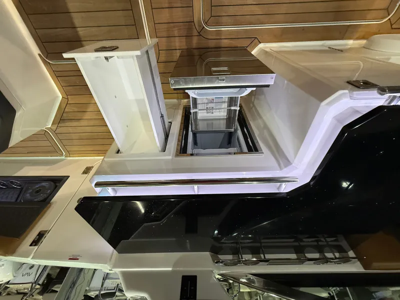 Slide: The Image of Cobalt R33 2026 - 1017