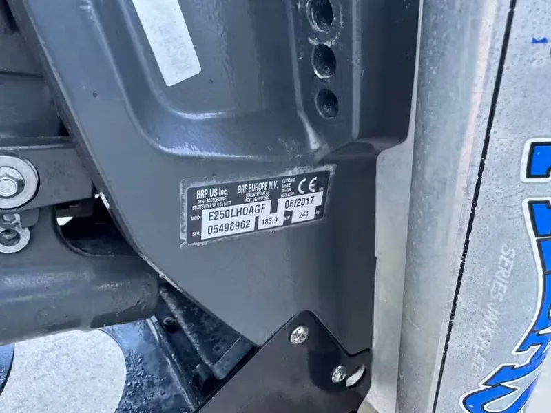 Slide: The Image of Key West 230 Bay Reef 2018 - 14