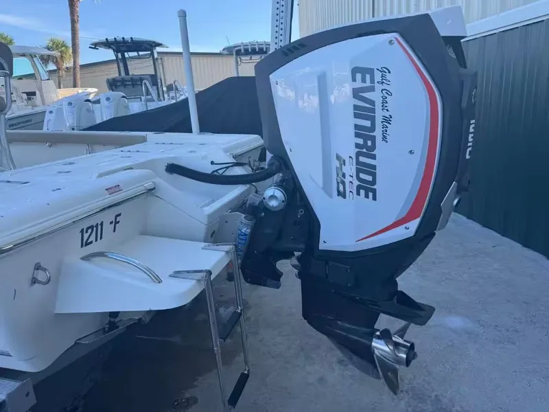 Slide: The Image of Key West 230 Bay Reef 2018 - 5