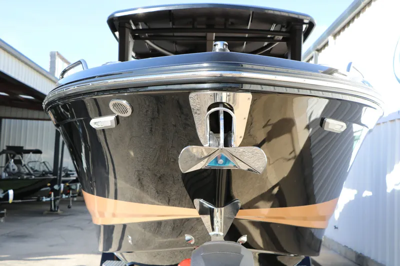 Slide: The Image of Chaparral 2870 SSX 2025 - 7