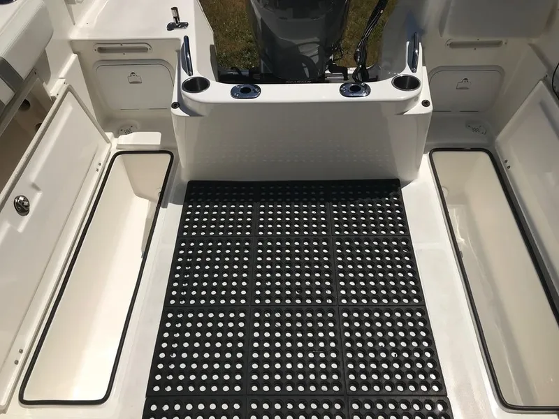 Slide: The Image of Striper 230 WA 2016 - 5