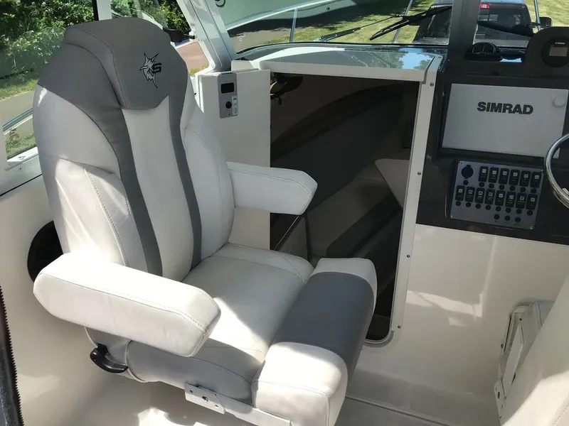 Slide: The Image of Striper 230 WA 2016 - 6