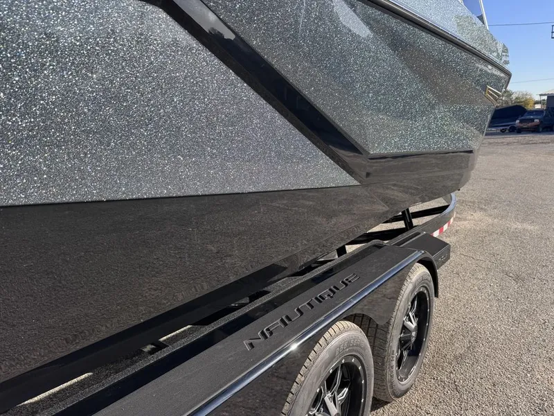 Slide: The Image of Nautique Super Air Nautique G25 2026 - 18