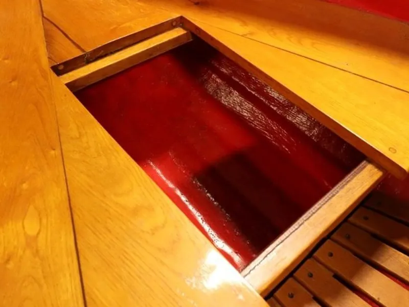 Slide: The Image of Breedendam Steam Transom Sloop 1983 - 14