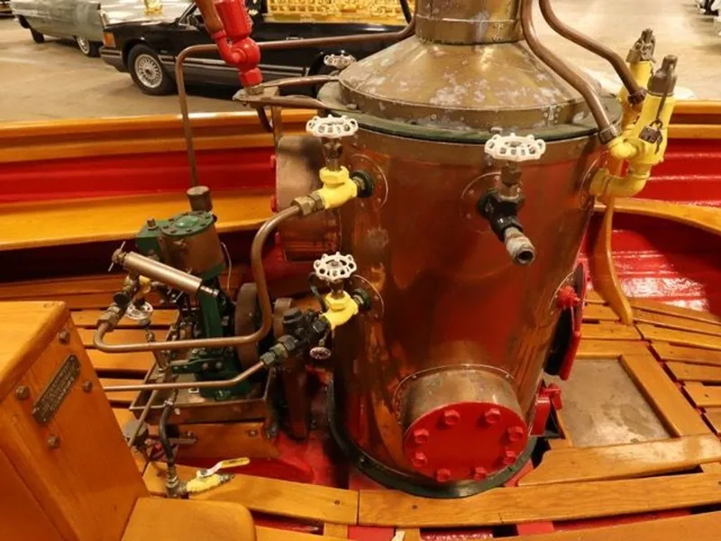 Slide: The Image of Breedendam Steam Transom Sloop 1983 - 26