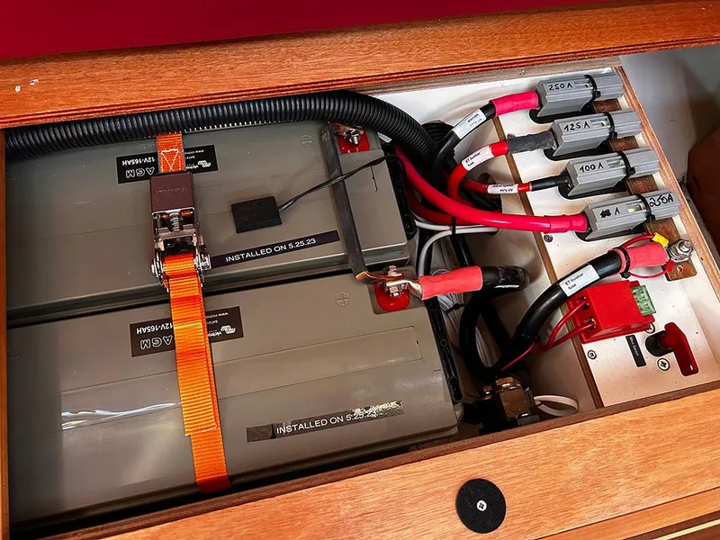 Slide: The Image of Battery installation in a 2016 Hanse 455 yacht. - 27