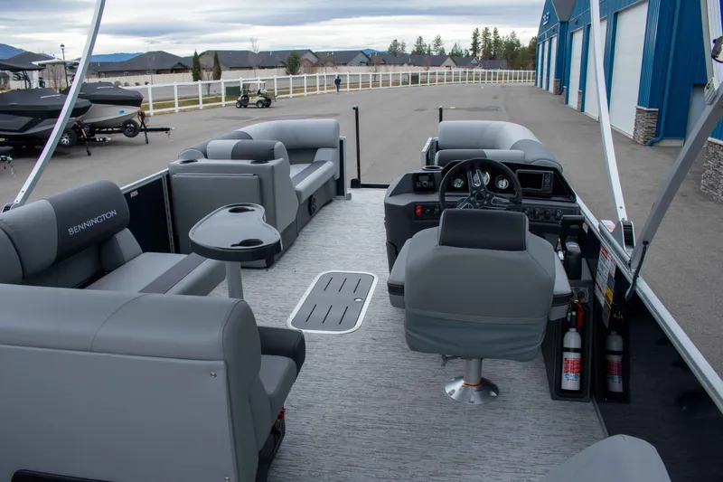 Slide: The Image of Bennington 22 SS 2026 - 15