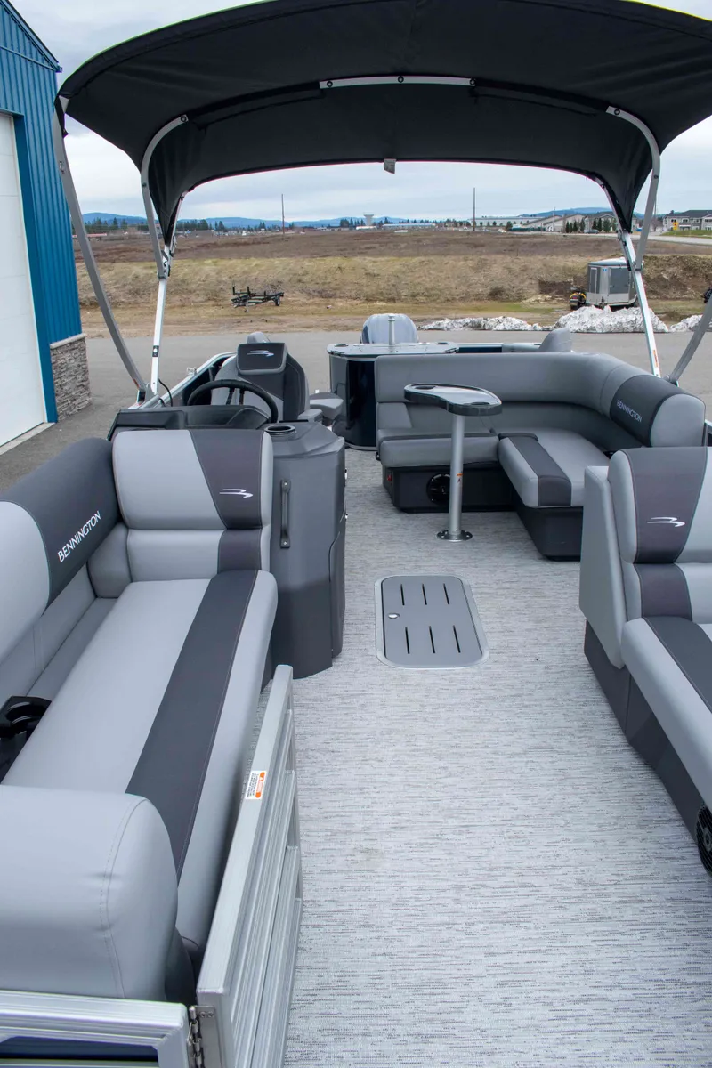 Slide: The Image of Bennington 22 SS 2026 - 19