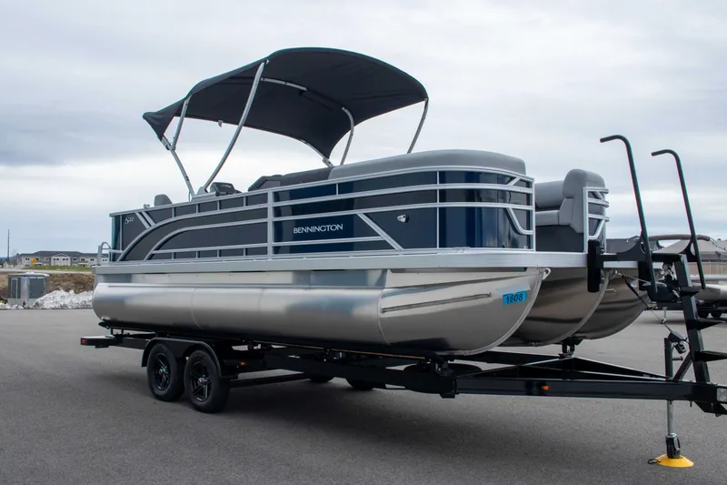 Slide: The Image of Bennington 22 SS 2026 - 23