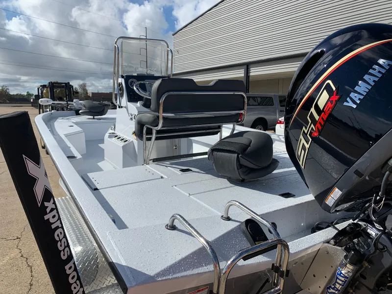 Slide: The Image of Xpress H22B HYPER-LIFT BAY 2026 - 4